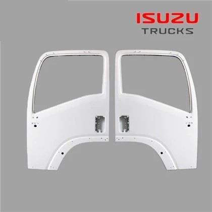 Kryt predných dverí ISUZU FORWARD FRR FSR s otvorom pre rameno zrkadla